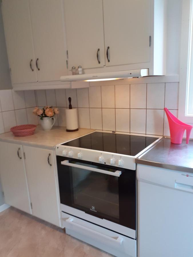 Villa Mitt I Ullared - 400M Till Gekas Exterior photo